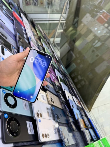 IPhone 13(256ZA)សុីម២ជីធំ 99%