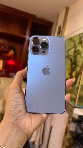 iPhone 13pro 256G ស្អាត 99% 450$