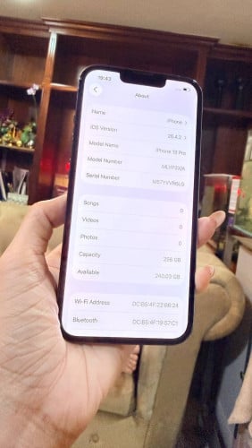 iPhone 13pro 256G ស្អាត 99% 450$