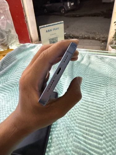 IPhone 14 Plus 128GB LL/A ថ្មហ្សុីន87% សាណុំហ្សុីនណែន
