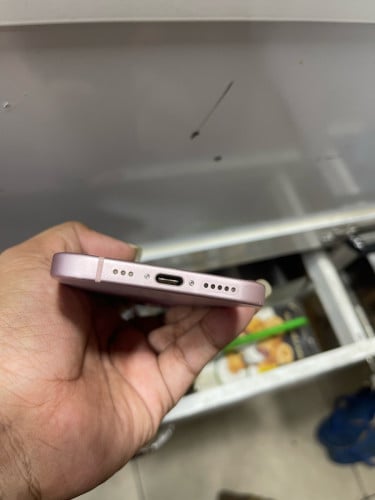 iphone 15 Original ហ្សីន​
