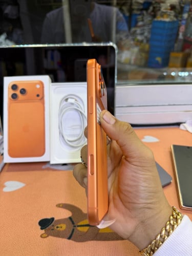 Iphone17promax 256G battery 100% សាកបាន 50ដង 99.99%