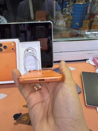 Iphone17promax 256G battery 100% សាកបាន 50ដង 99.99%