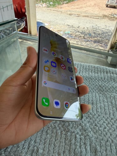 Itel super S26 Ultra Ram8+5G/256GB​ ស្អាតខ្ចី99% សាណុំហ្សុីន​ទាំងអស់