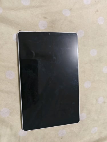 Lenovo y700 gan 4 Ram 16 GB 512gbនៅស្អាតខ្លាំង