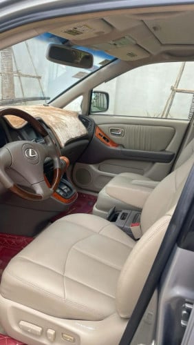 Lexus 2003