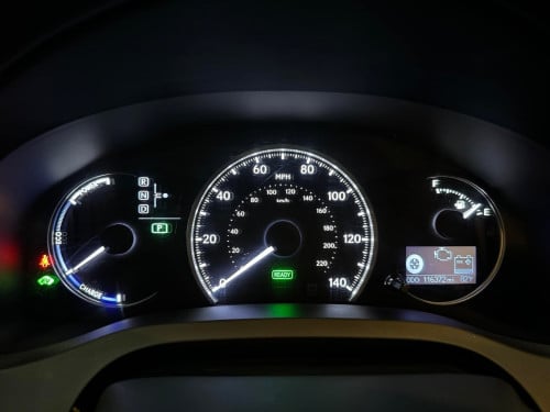 Lexus CT200h 2015 F sport Full option
