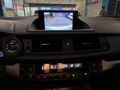 Lexus CT200h 2015 F sport Full option