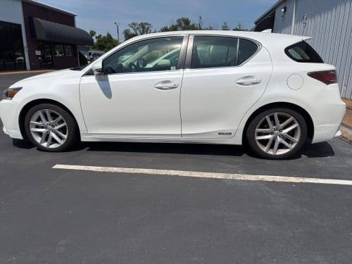 Lexus CT200H full 2014