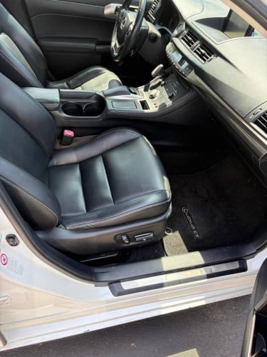 Lexus CT200H full 2014