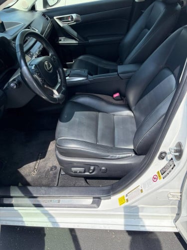 Lexus CT200H full 2014