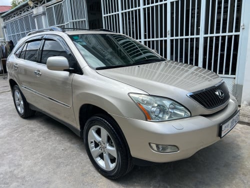 Lexus RX330 4WD gold