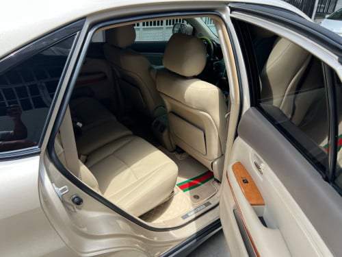 Lexus RX330 4WD gold