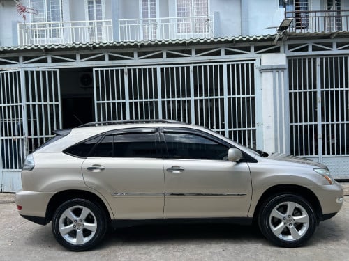 Lexus RX330 4WD gold