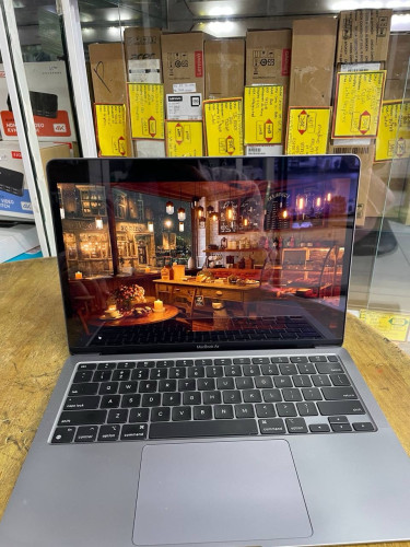 MacBook Air m1 95% new