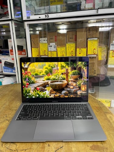 MacBook Air m1 95% new