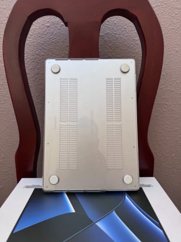 MacBook Apple M2 Pro (ម្ចាស់ផ្ទាល់ទិញពីប្រទេសកូរ៉េខាងត្បូង)