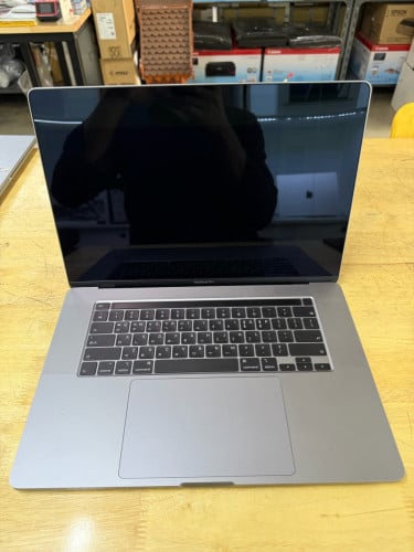MacBook Pro 16-inch 2019