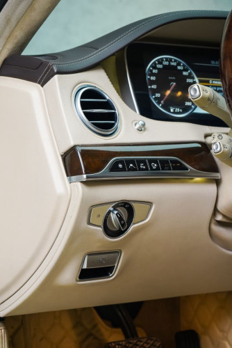 Mercedes Benz Maybach s400