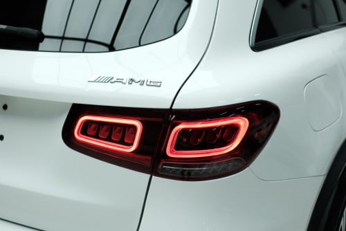 MERCEDES GLC300 AMG