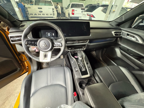 Mitsubishi Xforce FUll 2025 ថ្នាំ​ស៊ីន​មួយ​ជុំ​ មហាថ្មី​