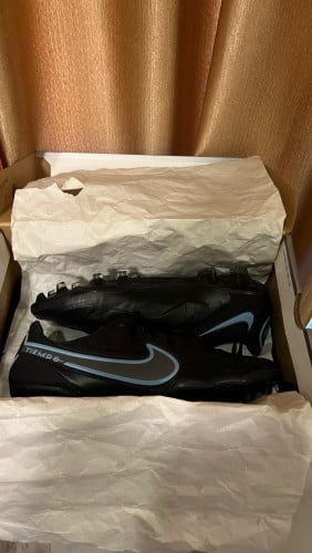 Nike Tiempo Legend 9 ថ្មី Grade A size 41