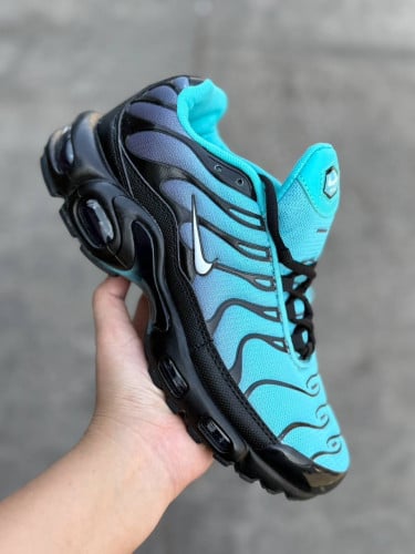 Nike TN Sneakers