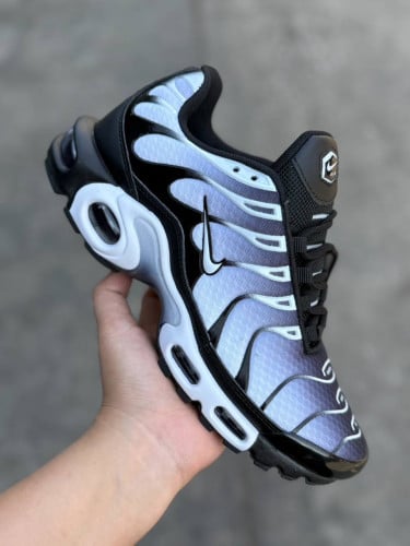 Nike TN Sneakers