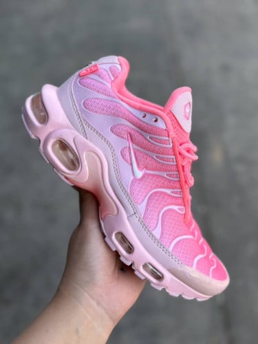 Nike TN Sneakers