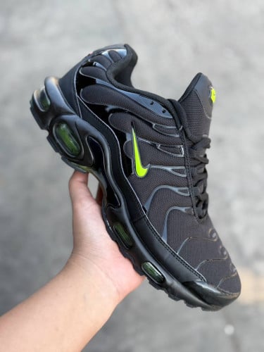 Nike TN Sneakers
