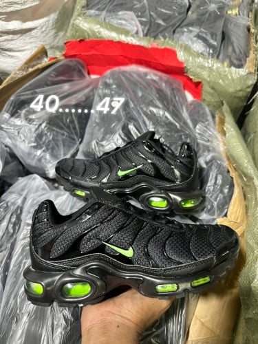 Nike TN Sneakers