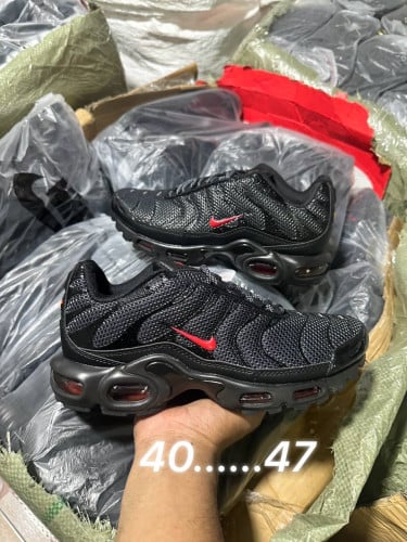 Nike TN Sneakers