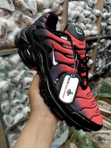 Nike TN Sneakers
