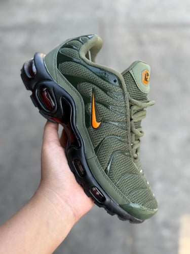 Nike TN Sneakers