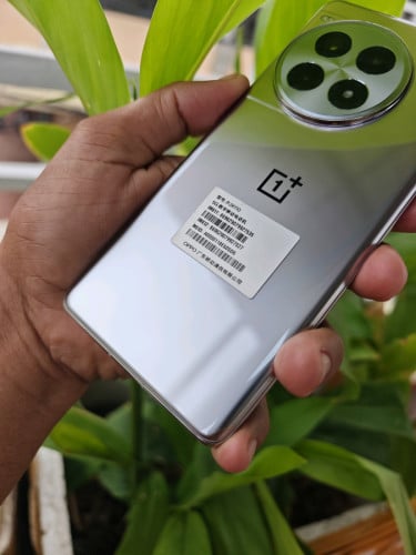 OnePlus ACE3 Pro 12g/256g_CH(វៃដូរបាន)👉$315