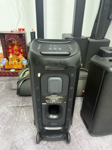 Party box 310 ស្អាតថ្មកាន់សំឡេងល្អ