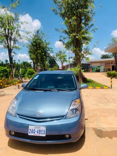 Pruis 2004 h/f ឡានស្អាត រំលស់បាន