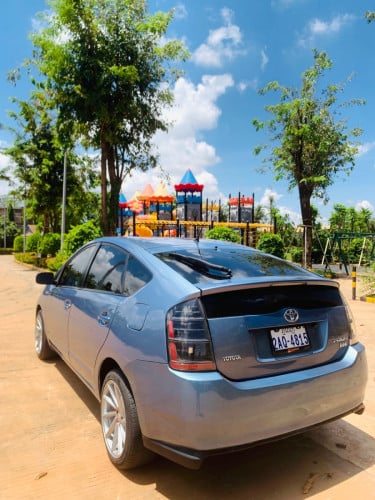 Pruis 2004 h/f ឡានស្អាត រំលស់បាន