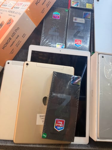 SAMSUNG Flip3 ថ្មីមានធានា១ឆ្នាំ