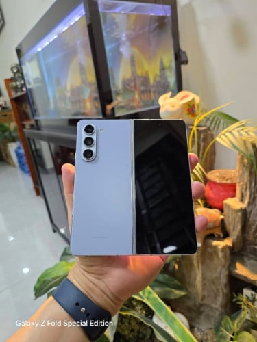 Samsung Galaxy Z Fold5