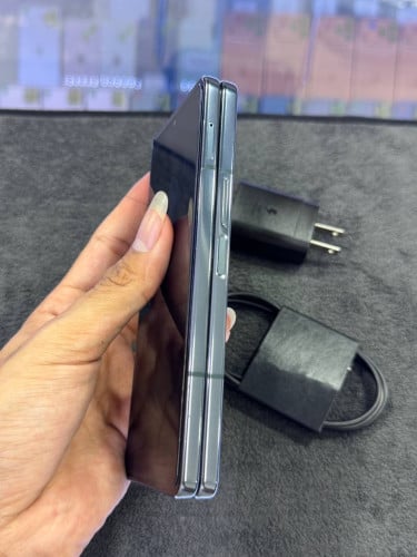 Samsung Z fold 4