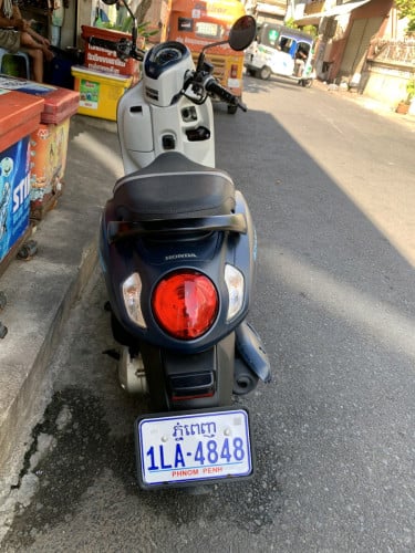 Scoopy 2024 ម៉ូតូក្រុមហ៊ុន ជិះមិនដែលដួលថ្នាំសុីនមួយជុំ បិទស្កុតសាទីនប្រើទើបបាន7000គីឡូម៉ែត ម្ចាស់ដើម