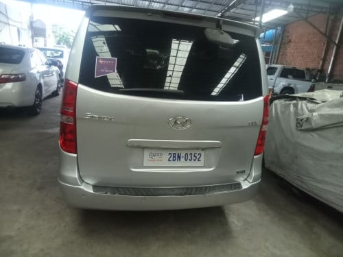 Starex 2011 11800