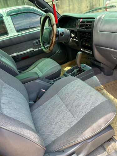 Tacoma  1បាំងកន្លះឆ្នាំ 1999 តួខ្ពស់ 6ម៉ាសុីន