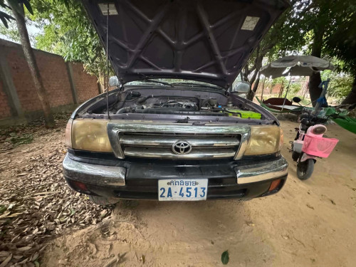 Tacoma 1997 កាប់ពីតាស់/ ម៉ាស៊ូត