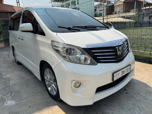 Toyota alphard 2010