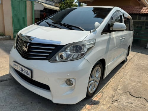 Toyota alphard 2010