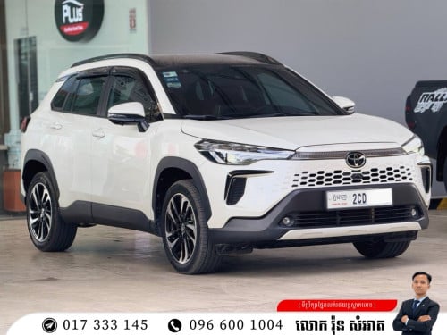 TOYOTA COROLLA CROSS 2024