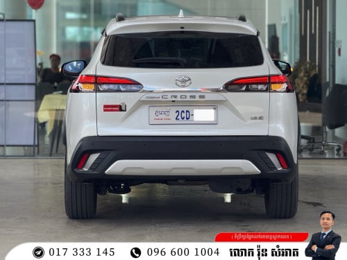 TOYOTA COROLLA CROSS 2024