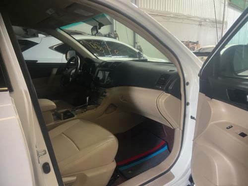 Toyota Highlander V4 2,7 L